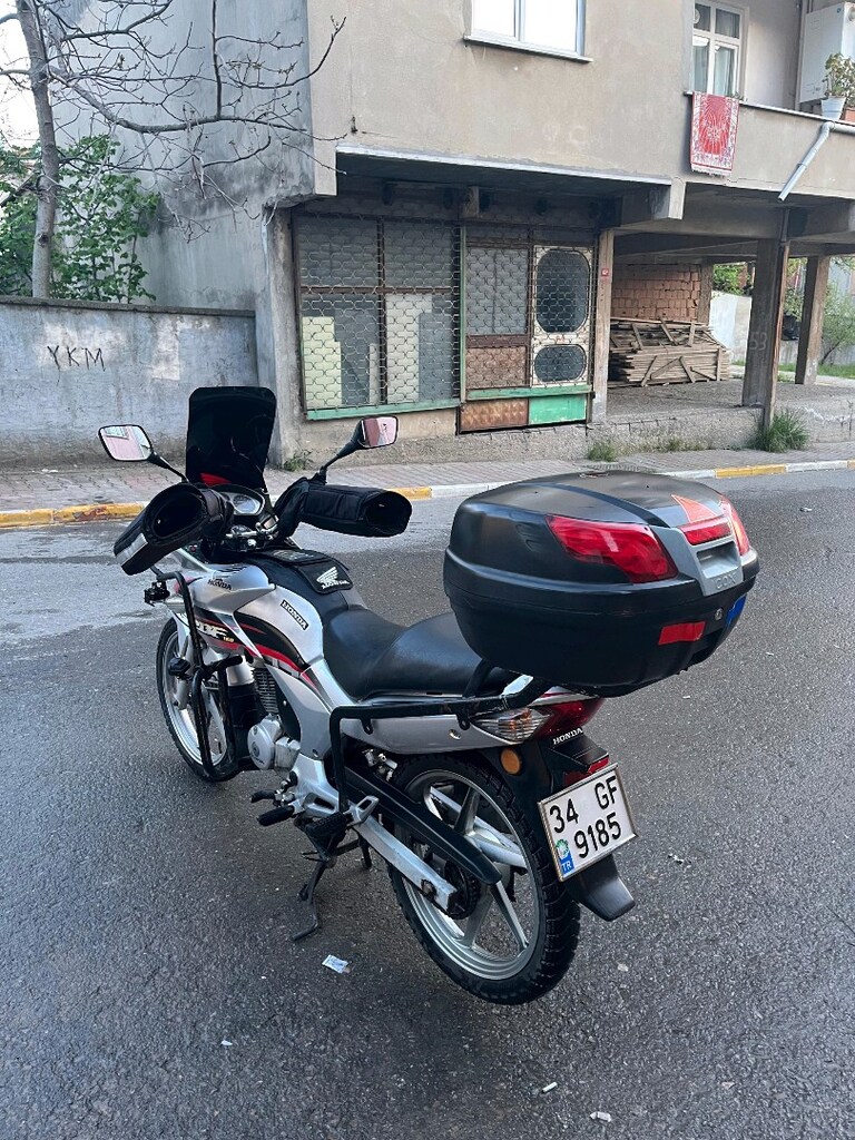 HONDA CBF 150 - 9