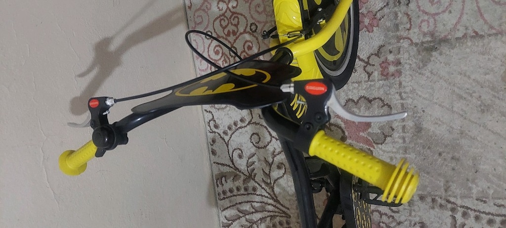 20 JANT BATMAN LISANSLI ÇOCUK BISIKLETI - 6