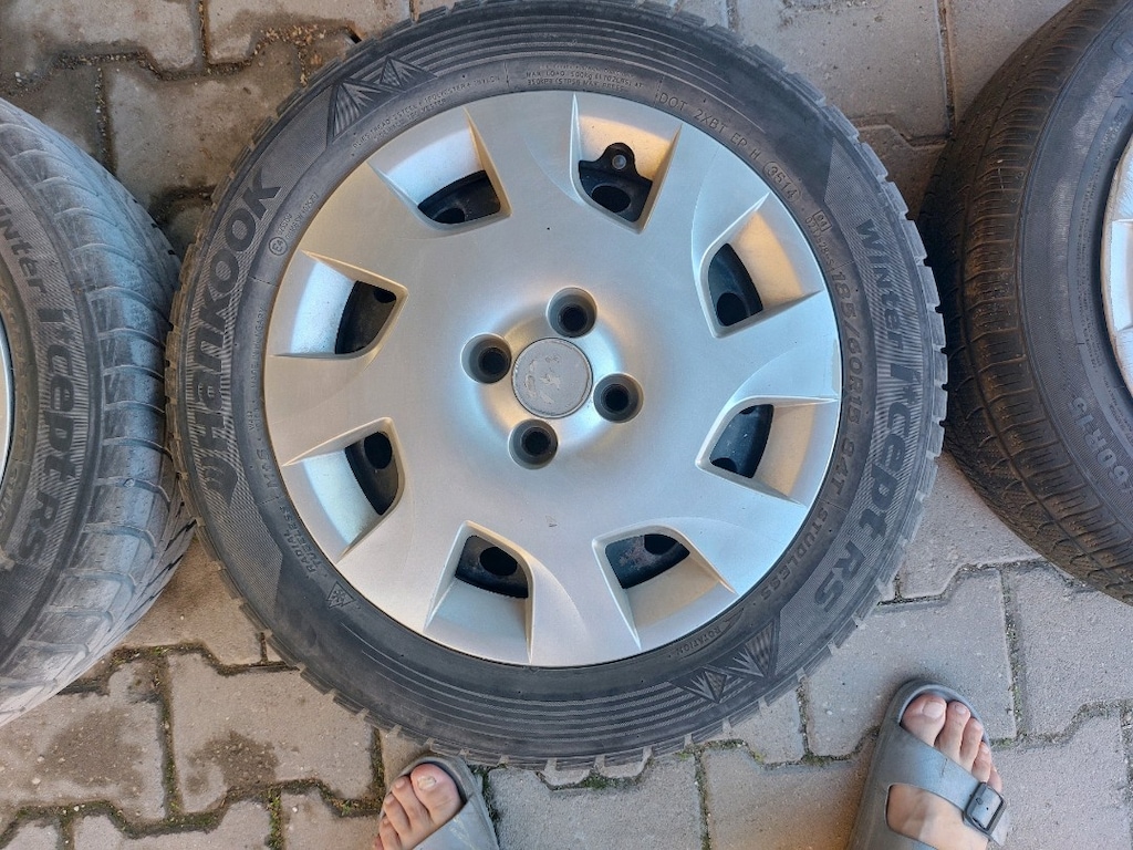 185 60 R15 Orjinal jantlı kış lastikli - 4