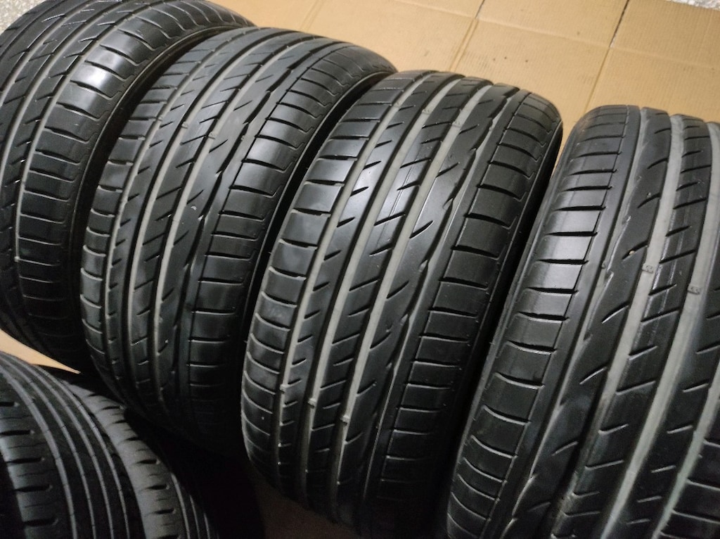225-50-17 Laufen 4 adet yazlık Rft lastik (tarih:2025) - 3