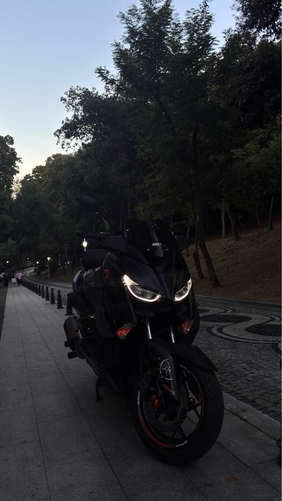 XMAX IRINMAX ABS 250 - 8