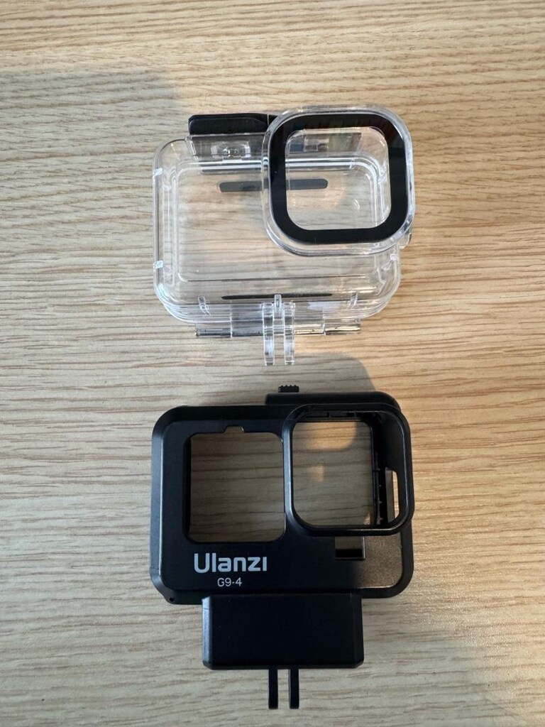 Gopro 10, kumanda, su altı kılıf, larj istasyonu, vs. - 4