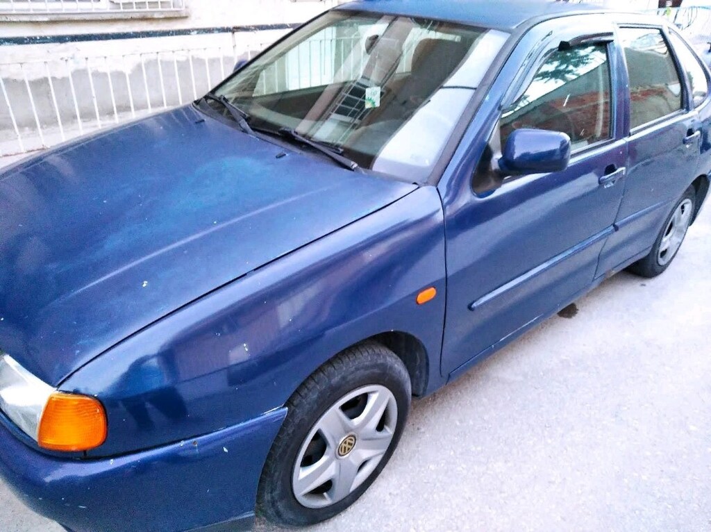 Volkswagen 97 Polo classic - 2