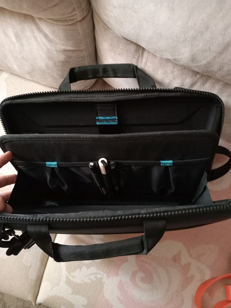 laptop & macbook çantası 2 aylık temiz - 4