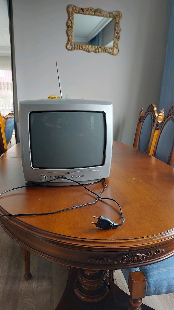 Phılıps 37 Ekran Tv