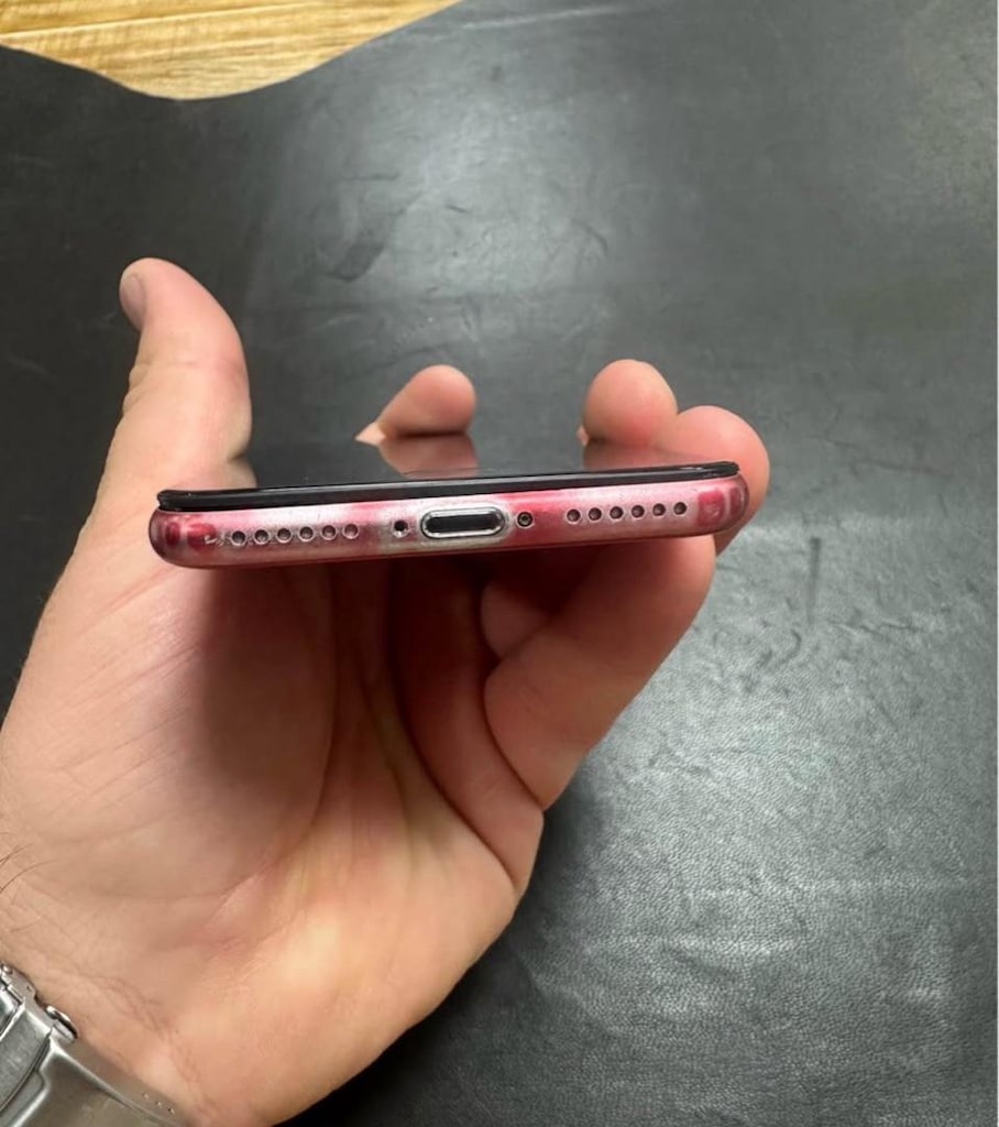 İPHONE SE 2.nesil - 5
