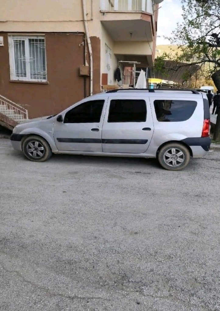 dacia logan - 2