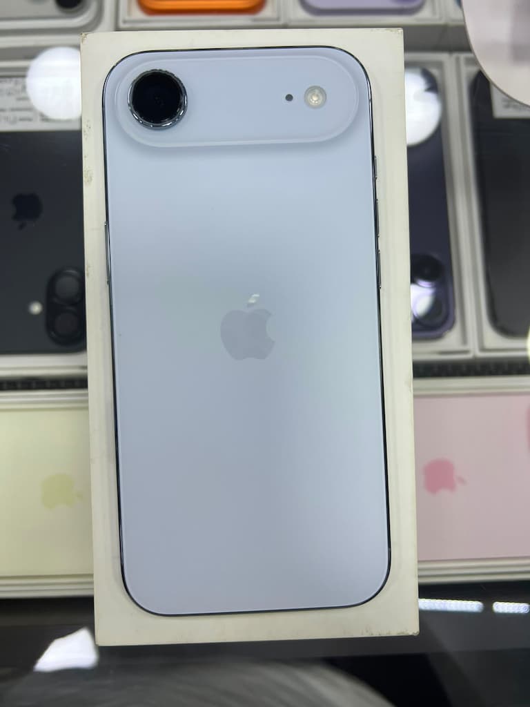 IPHONE AİR - 512 GB - PİL 100 - APPLE TR GARANTİLİ - 3
