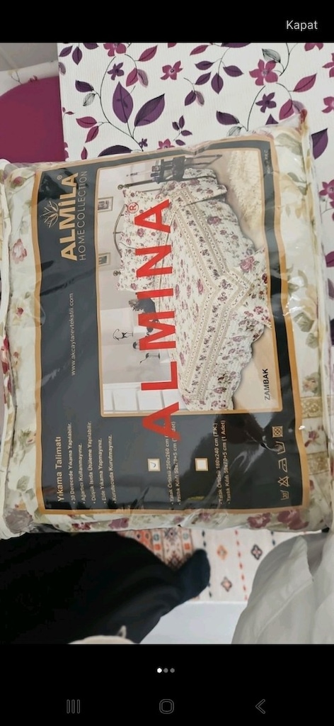 Çift kişilik yatak örtüsü