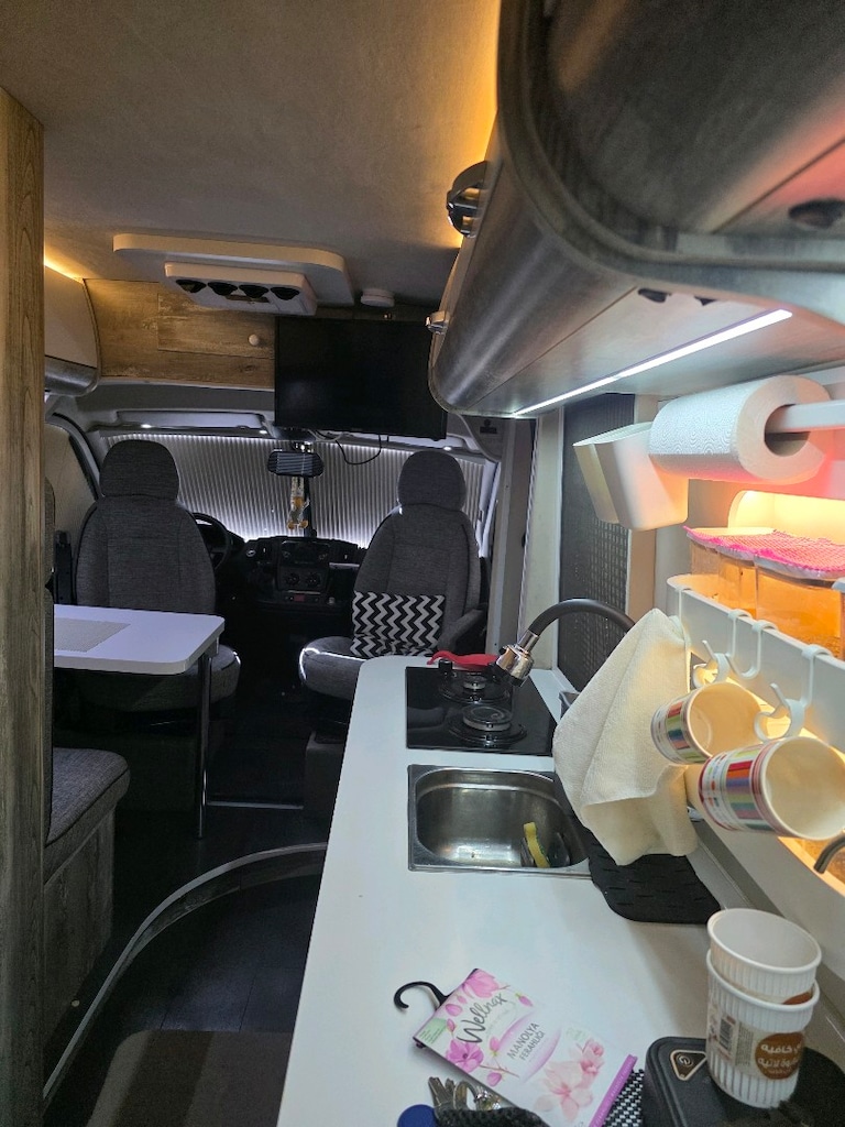 2017 karavan 49000 km - 5