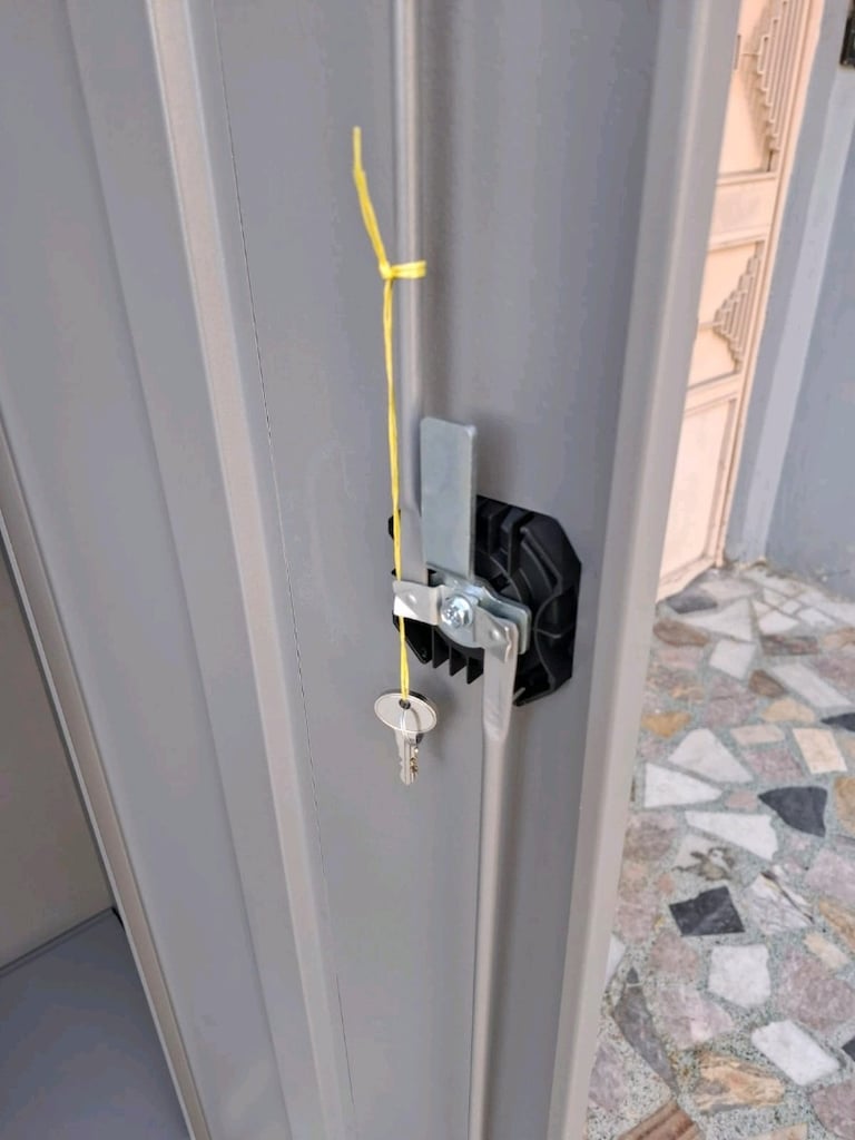 ÇOK AMAÇLI TEMİZLİK DOLABİ ÜCRETSİZ TESLİMAT - 3