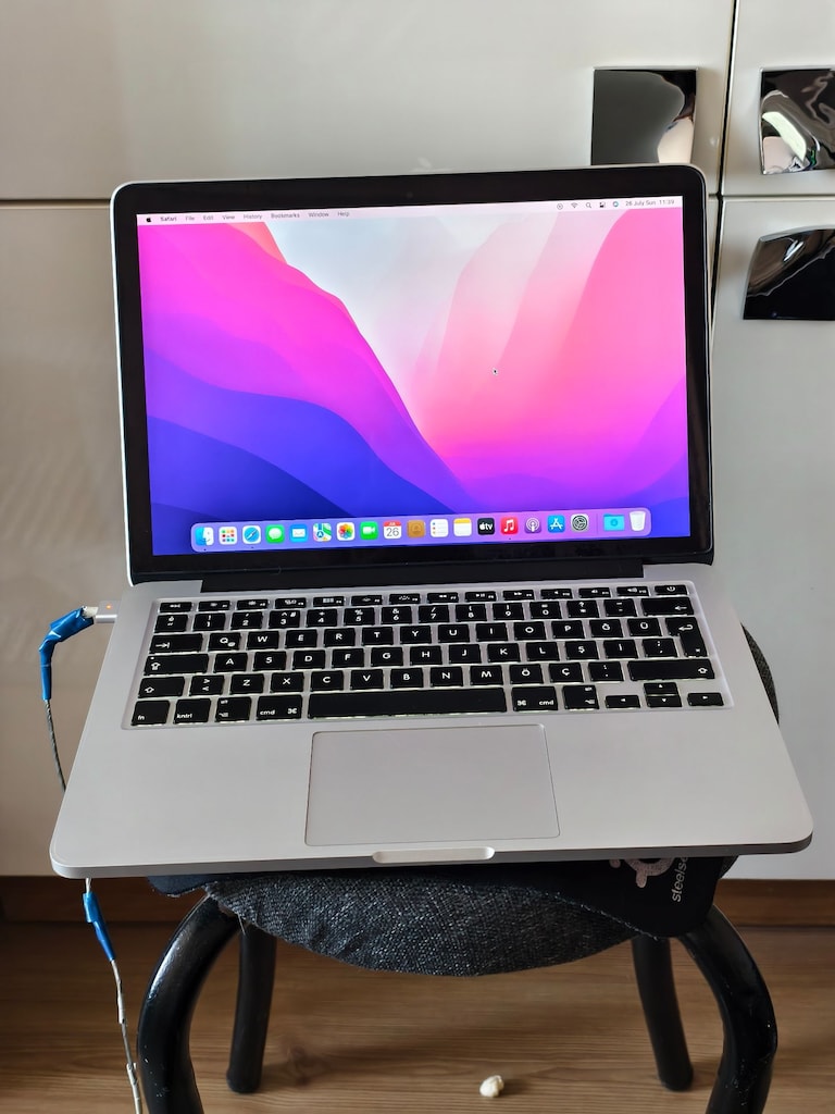 MACBOOK PRO 2015 - İ5 - 2K RETİNA EKRAN - 256 GB SSD - 8 GB RAM - 5