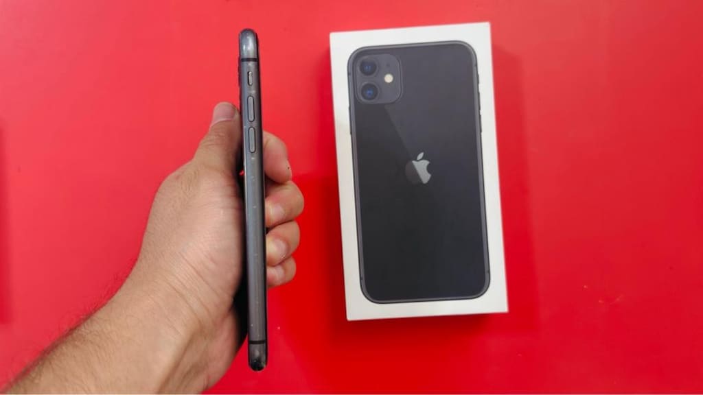 IPHONE 11 128 GB PİL 100 EKRAN ARKA CAM DEĞİŞEN KUTULU - 6