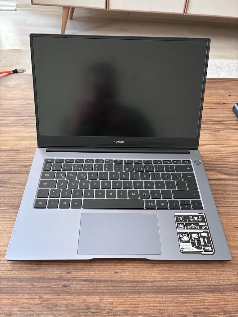 Honor Magicbook X14 - 4