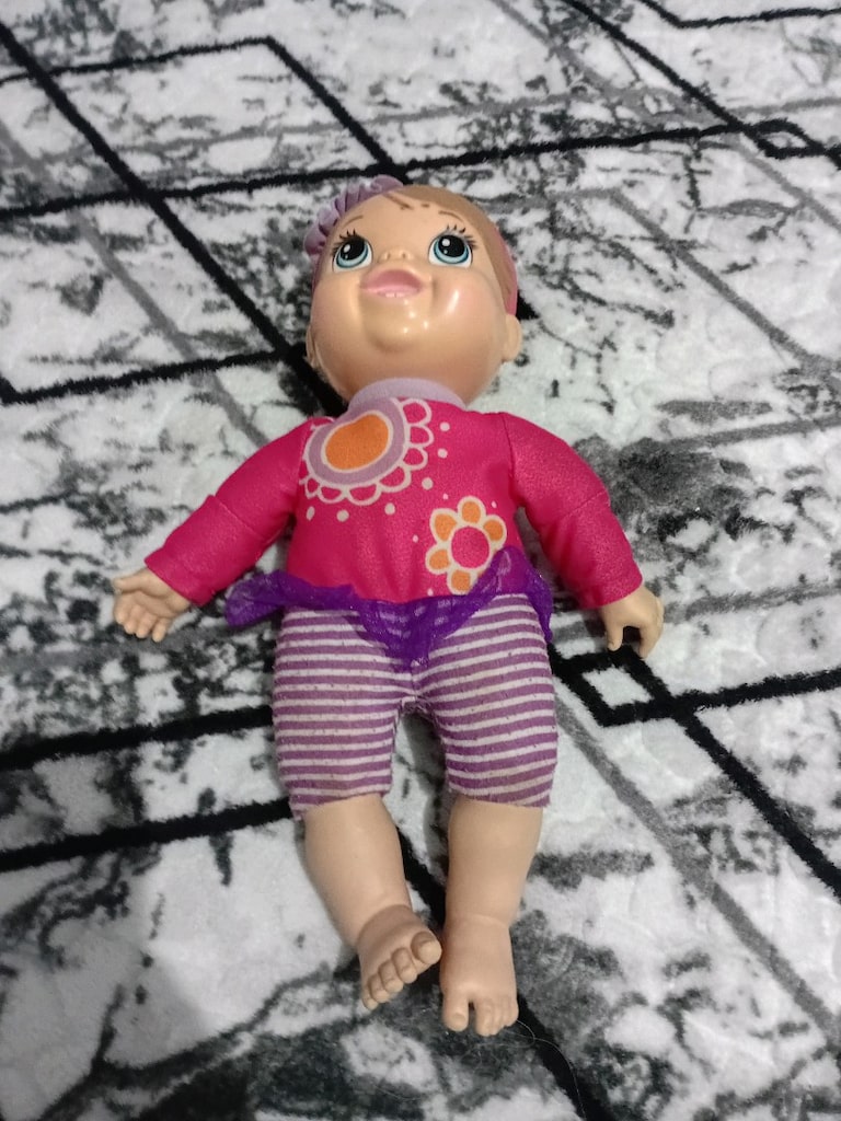 kız cocuklar icin bebekler - 2