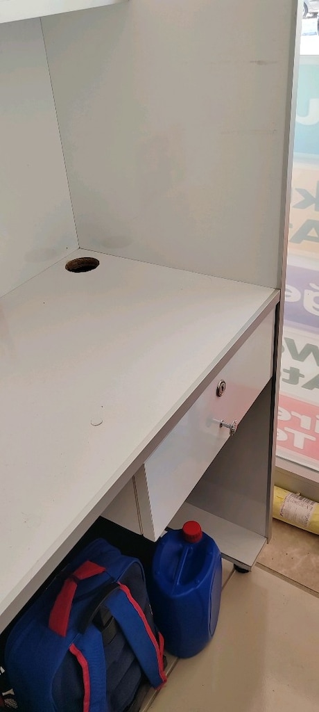 Çok Amaçlı Kasa / Banko – 100×45×120 cm – Tek Çekmeceli – 2. El - 3