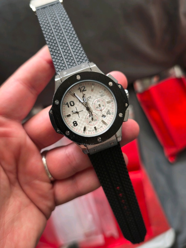 HUBLOT ERKEK SAAT