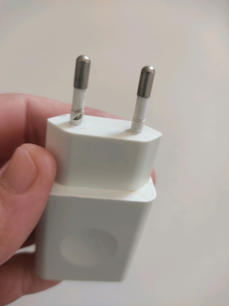 Orjinal Lenovo AC Adapter Pengisi Daya Şarj Cihazı 1,5A - 5