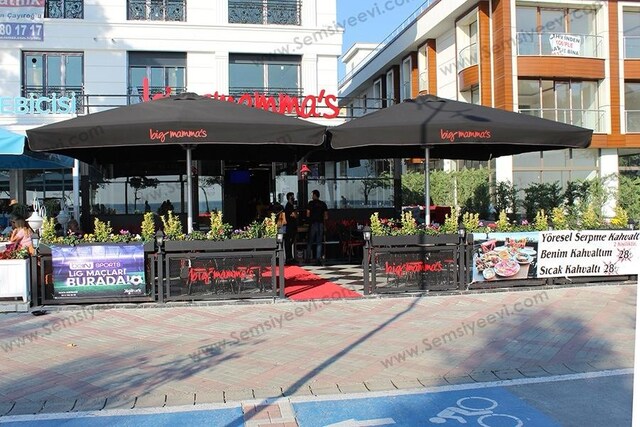 4e4 cafe restoran şemsiyesi