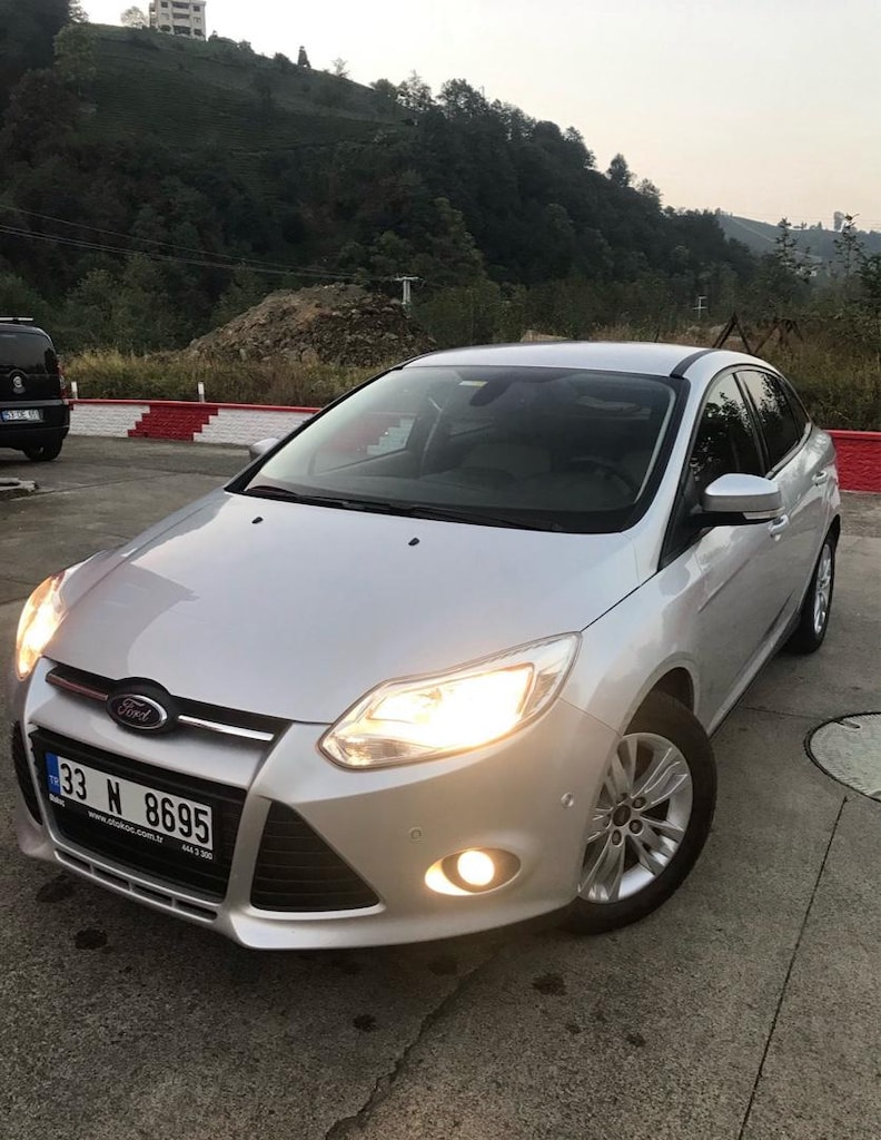 SAHİBİNDEN FORD FOCUS lll 1.6 TDCİ Style 2013 Model (2014 çıkışlı) - 3
