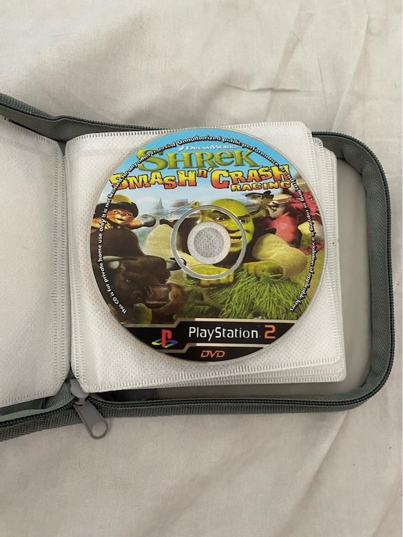 CD / DVD - 2