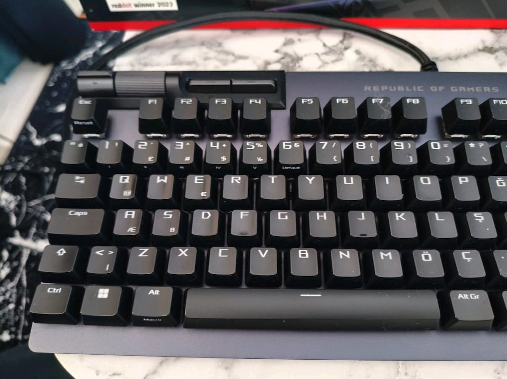 asus rog strix Flare 2 animate klavye - 6