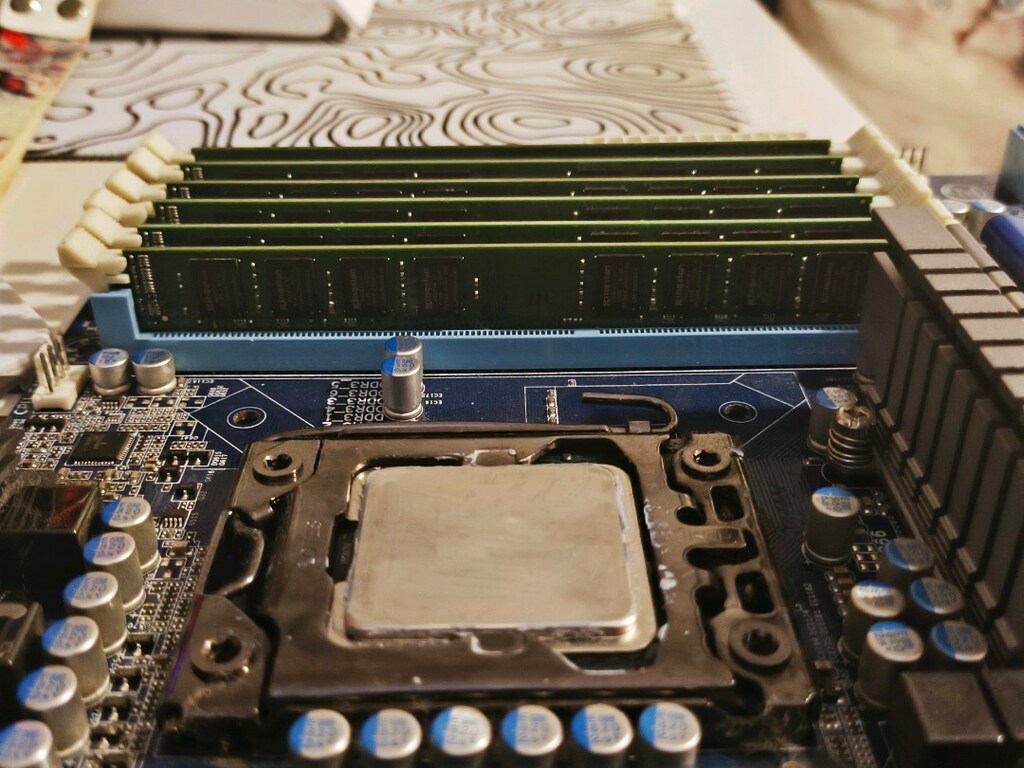 GİGABYTE GA-X58-USB3 AANAKART İ7-950 İŞLEMCİ VE 6X4 DDR3 24 GB RAM - 2