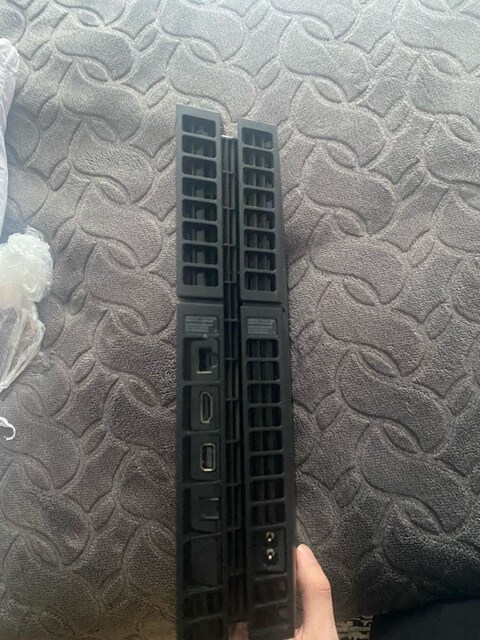 ps4 fat kasa 1 tb + 1 orjinal kol
