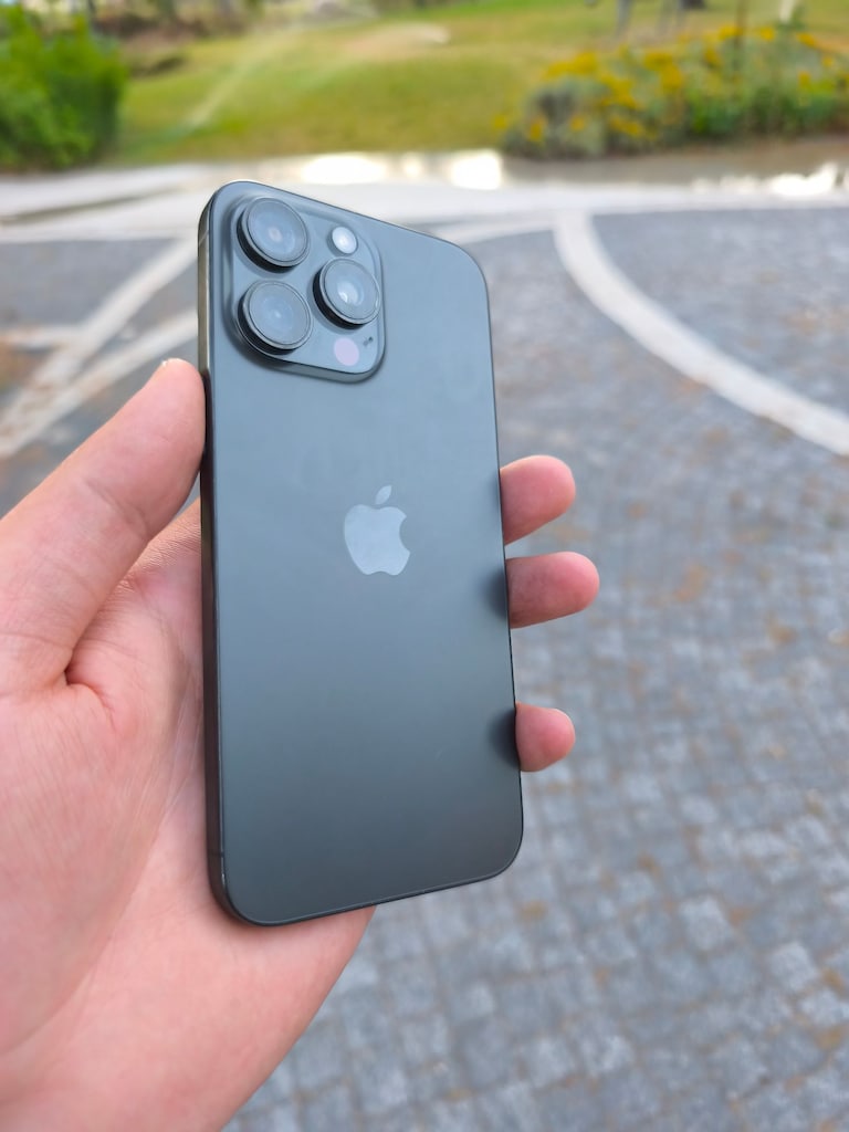 İPHONE 15 PROMAX 1 TB - 4