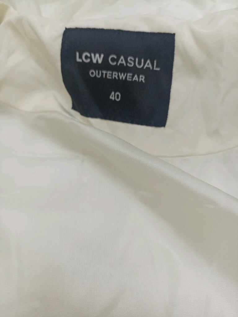 40 beden LCW krem rengi - 4