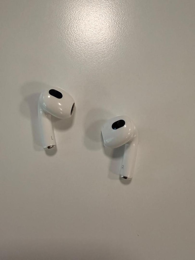 Apple Airpods 3 - 5