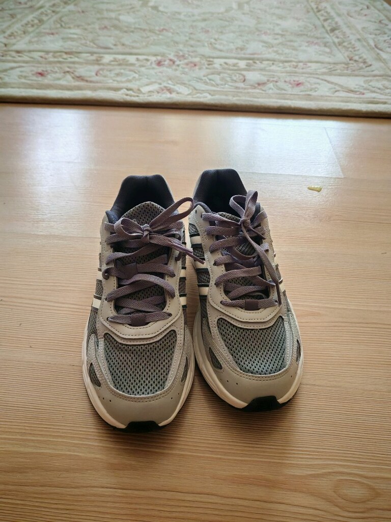Adidas spor ayakkabı - 2
