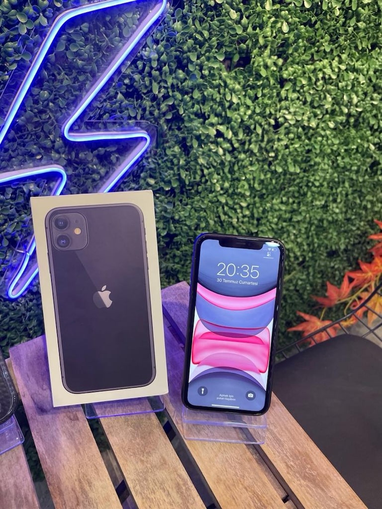İphone 11 256 gb siyah - 2