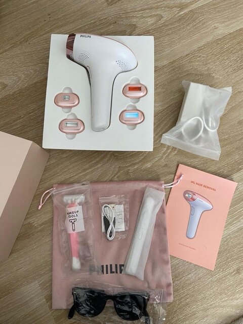 Philips Lumea IPL Lazer Epilasyon Cihazı | 1.000.000 Atış | Neredeyse
