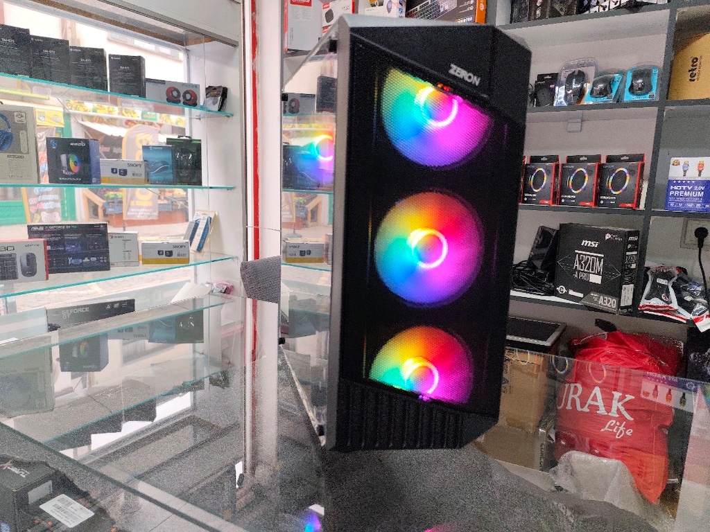 xxFİRSATxx AMD RYZEN 5 3500X 16 GB DDR4 RAM RX570 4GB 256 BİT KAÇMAZ