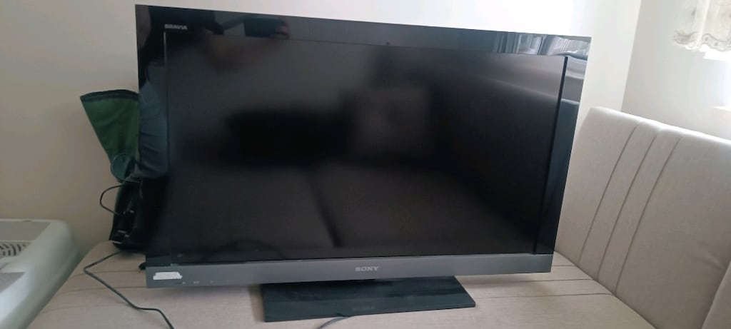 Sony 37 inc (94 ekran) Sony BRAVIA TV