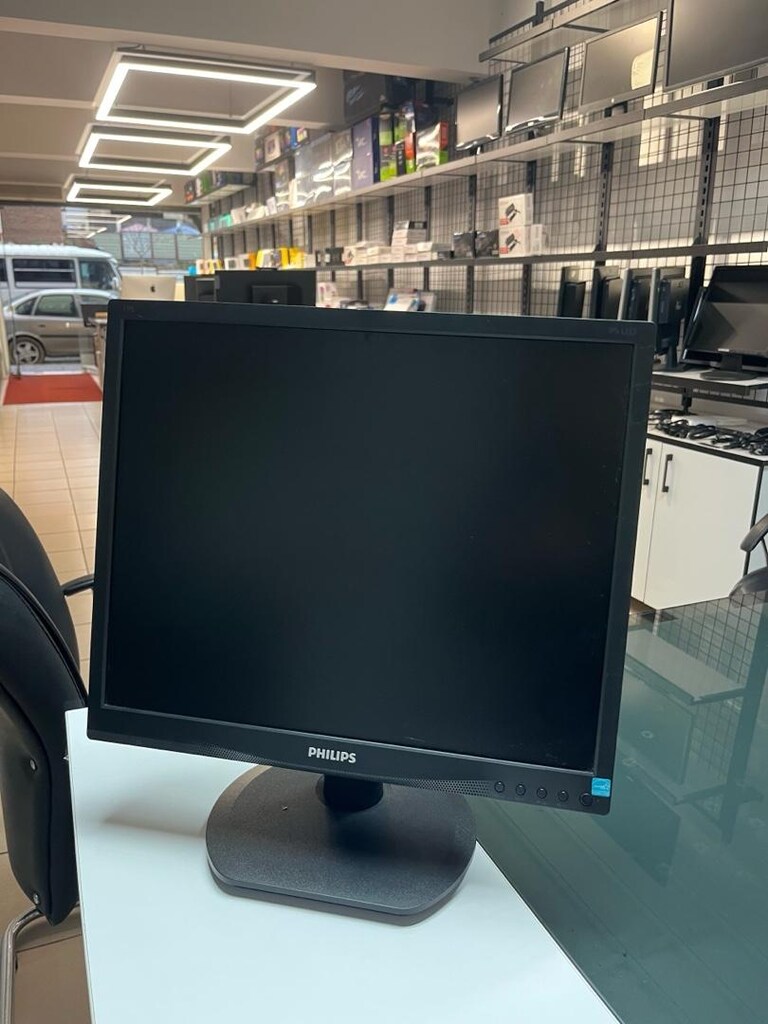 Philips 19” Led Monitör-Fi Bilgisayar - 3
