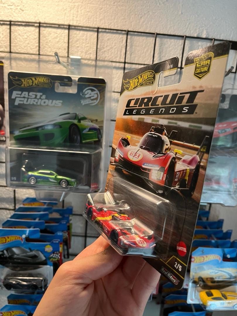 HOT WHEELS FERRARİ - 3