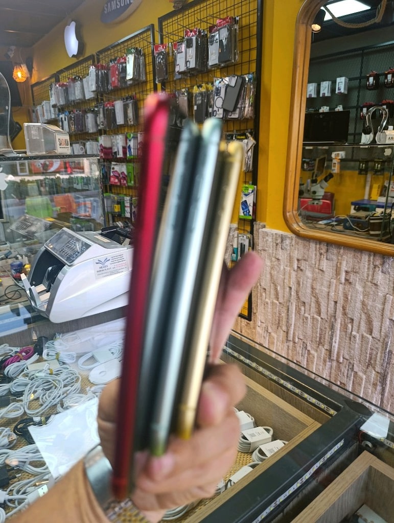 iPhone 11 TR - 3
