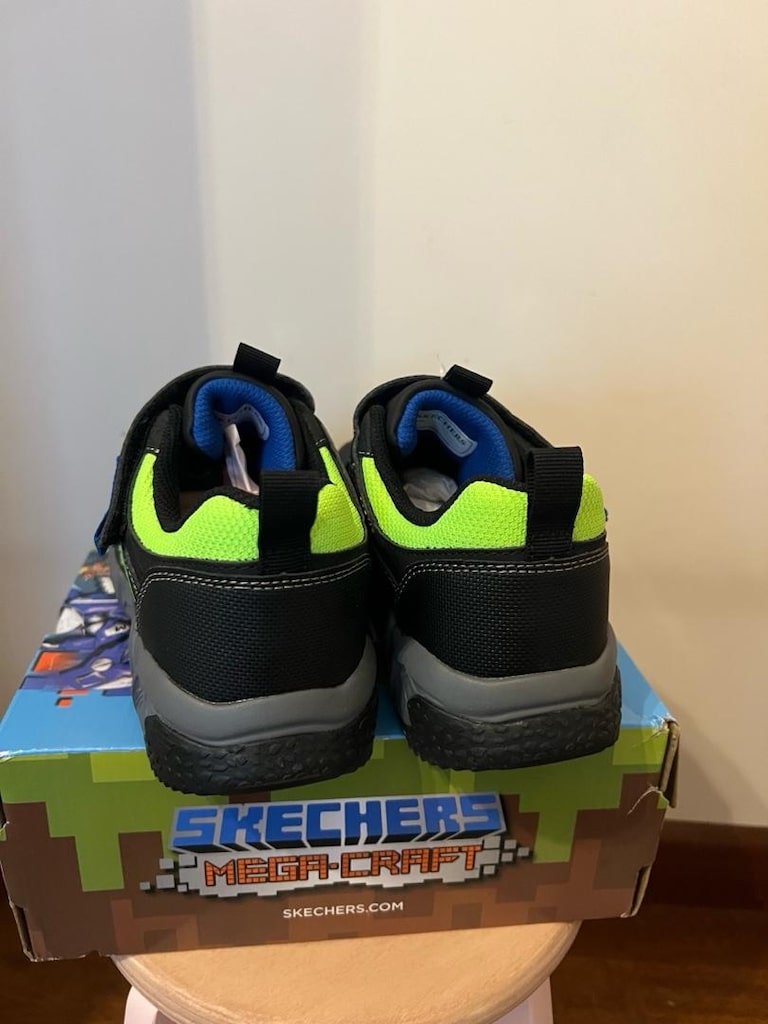 Skechers Bot - 4