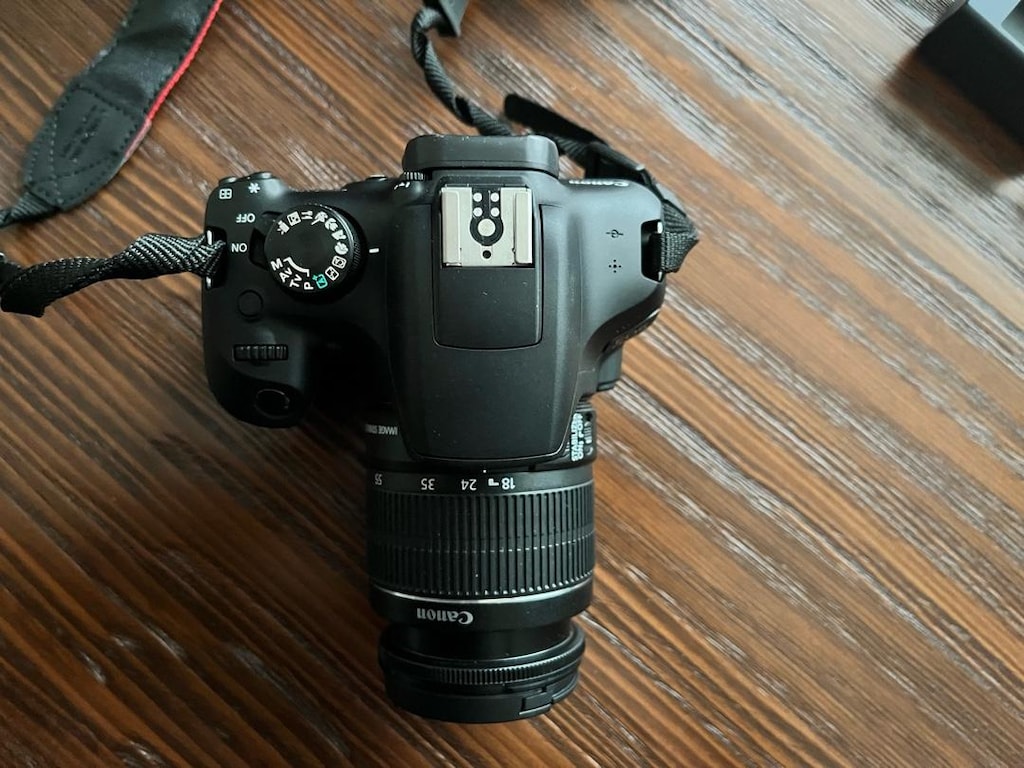 Canon EOS 1300D + 18-55mm Lens DSLR Fotoğraf Makinesi - 4