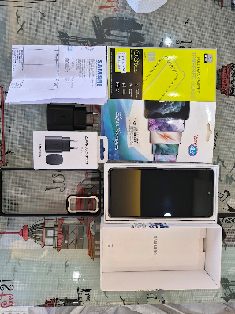 SAMSUNG GALAXY S20FE 256GB SNAPDRAGON - 2
