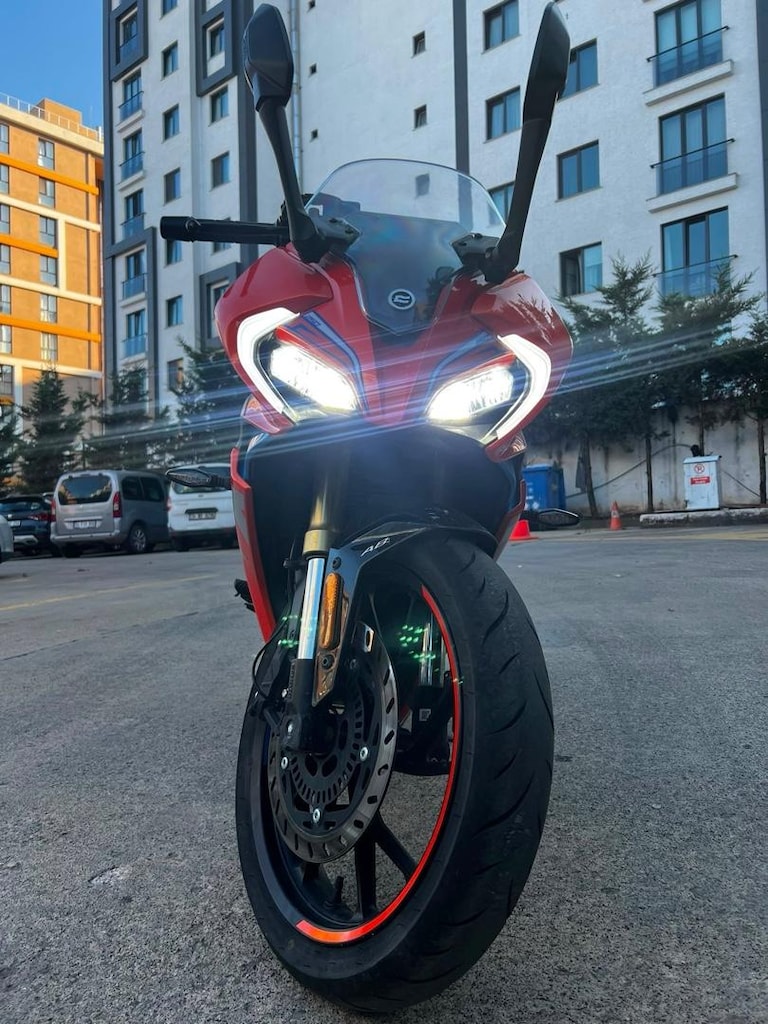 2024 CFMOTO 250SR 5.223 KM | Urban Kilit + 2 Kask - 9