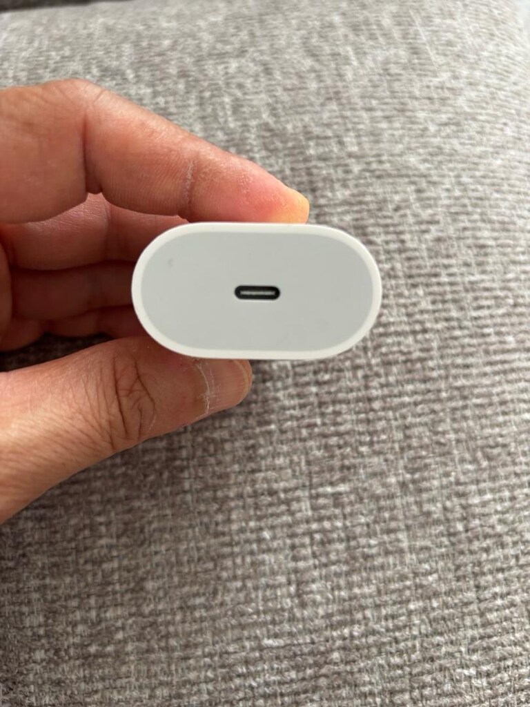 APPLE MD3J4TU/A 20W USB-C Güç Adaptörü - 2