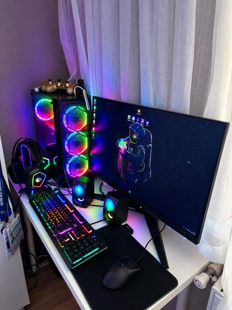 RYZEN 5 1600 / GTX 1050 Ti 4GB / 8GB RAM / FUL FULL SET - 4