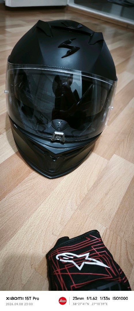 sıfır ayarında kask ve eldiven - 6