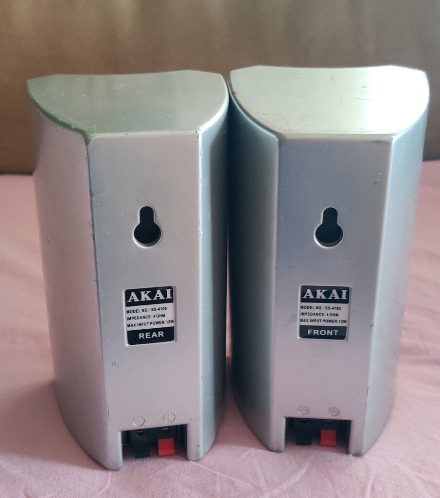 Akai SS-4100 ev sinema sistemine ait,gri renkteki surround hoparlör - 2