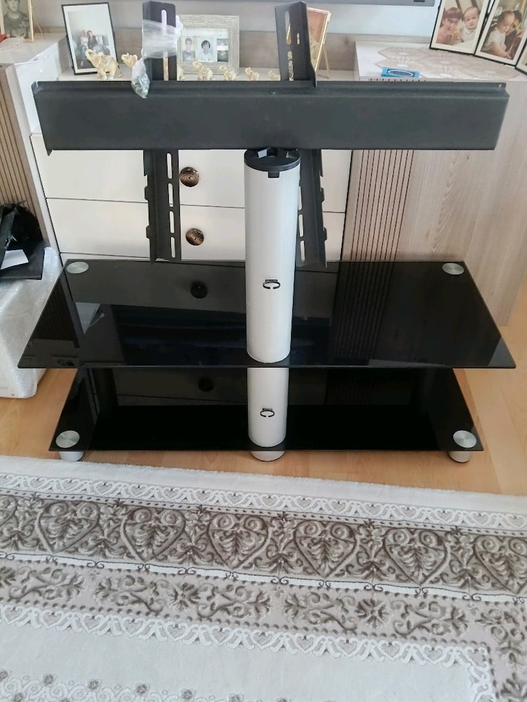 Televizyon sehpası