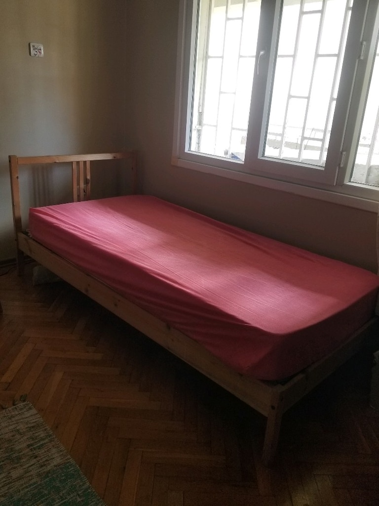 Tek kisilik saglam ikea yatak ve karyola - 2