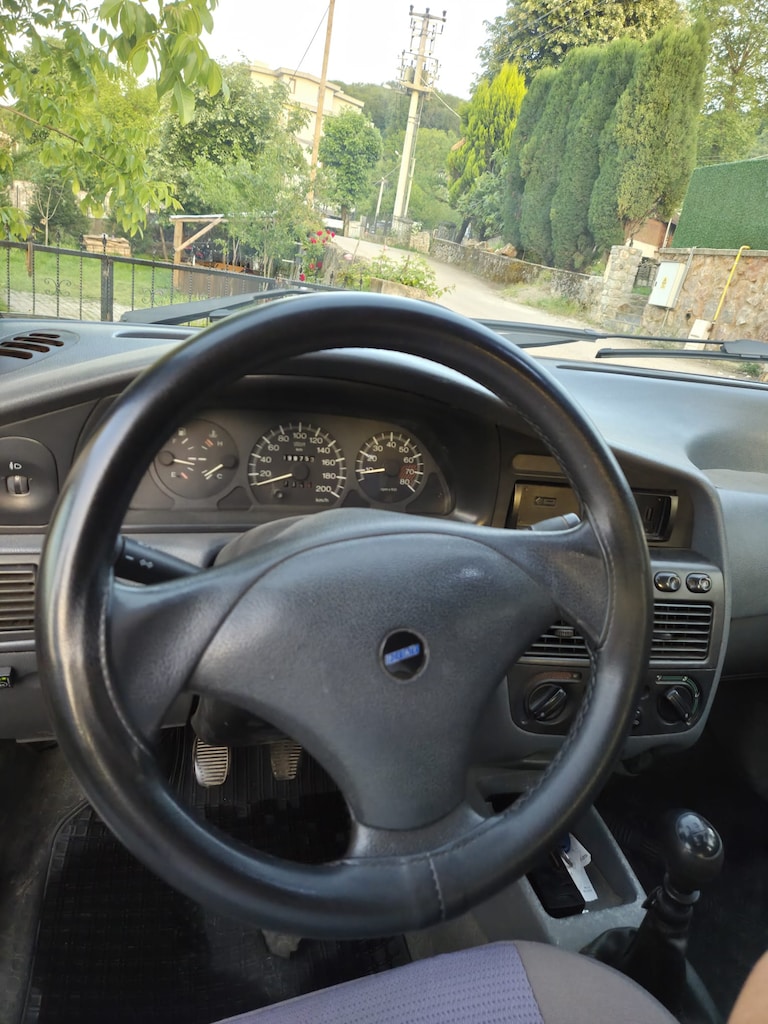 2002 model fiat pailo - 9